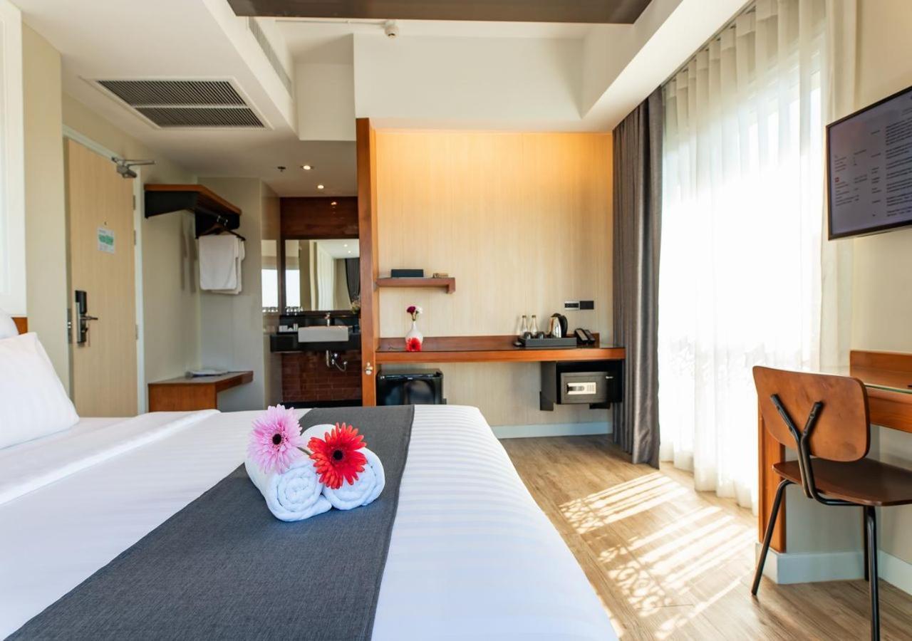 Deluxe King Suite